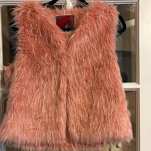 Trendy Faux Fur Vest in Pink